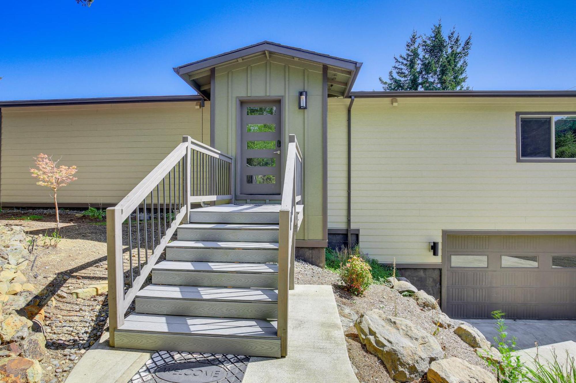 Gorge Retreat - Modern Carson Home With Mtn Views! Exterior foto